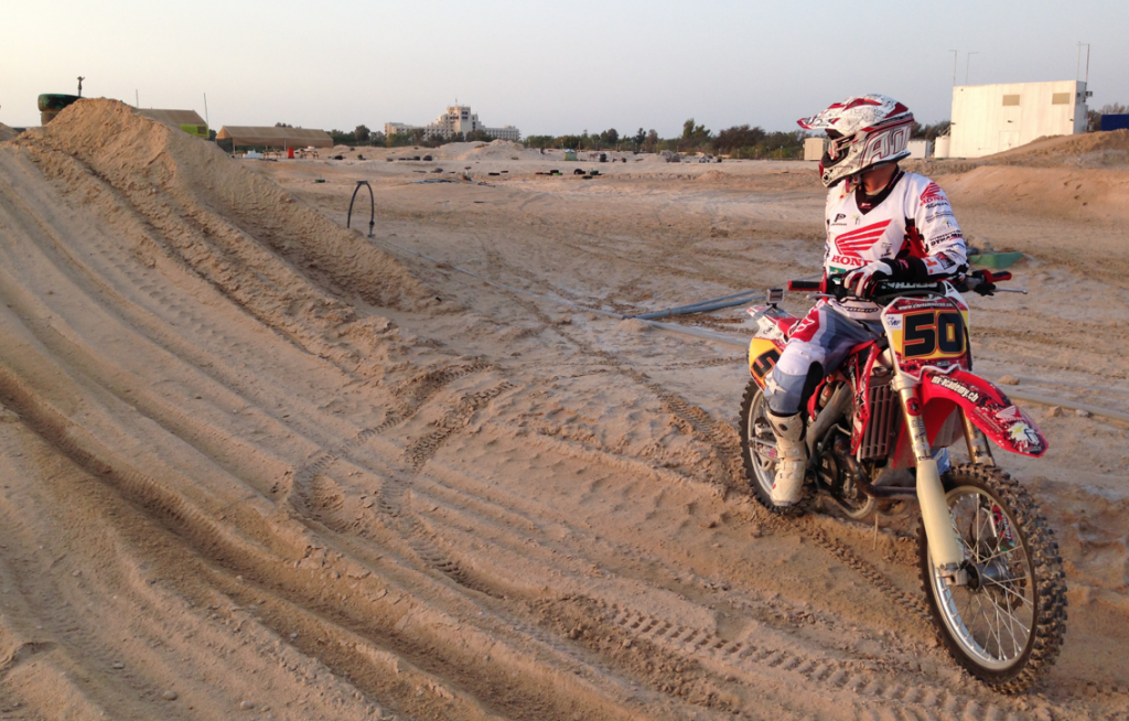 moto-xxx-dubai-dmx-jebel-ali-track