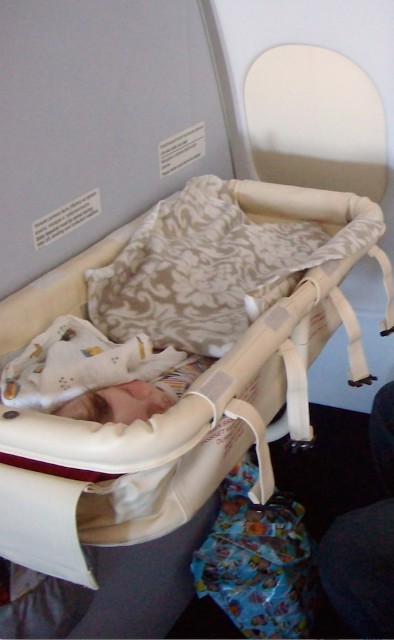 baby-bassinet-aeroflot Wickedtravel.de